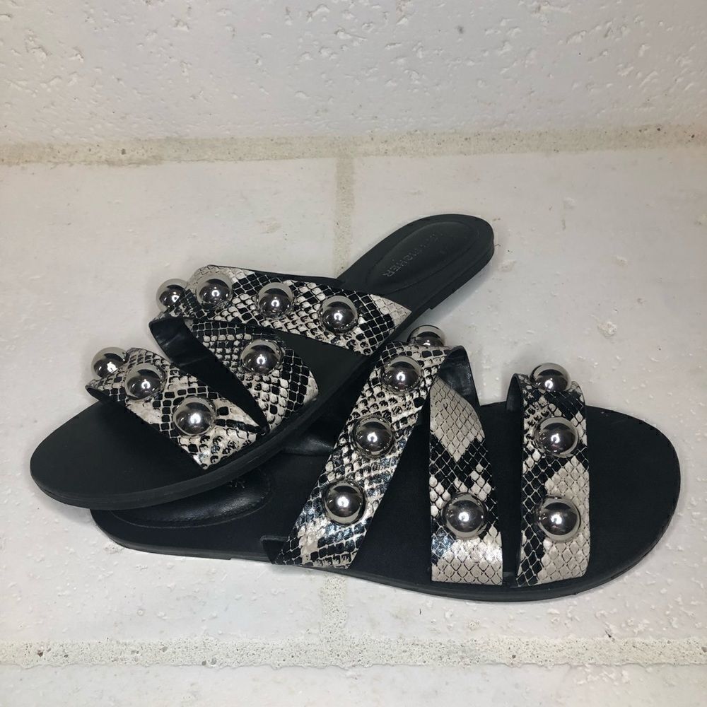 Marc Fisher Slide Sandal Bryte 8.5